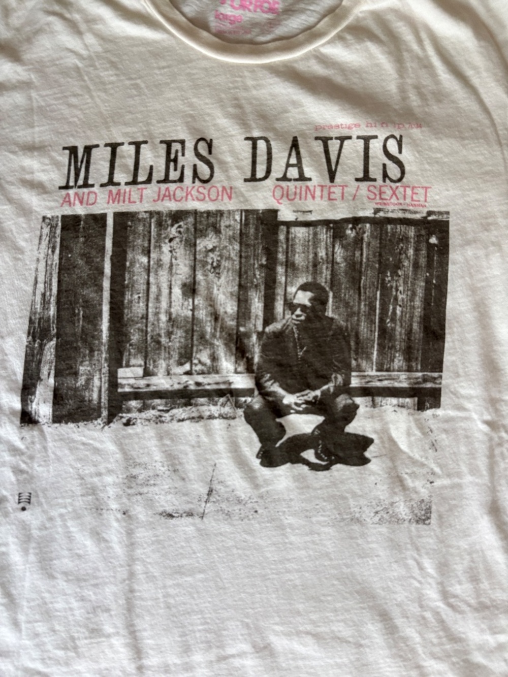 Friend or Foe 100% Cotton Miles Davis T-Shirt Size Large Made in USA Men - Picture 2 of 9